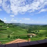 Monforte Charming 2-5room Flat In Center Trullovista