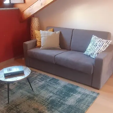Charming 2.5room Flat In Center Of *