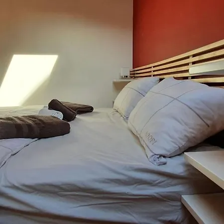 Charming 2.5room Flat In Center Of
