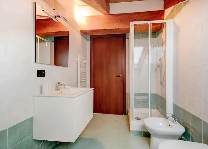 Monforte Charming 2-5room Flat In Center Trullovista