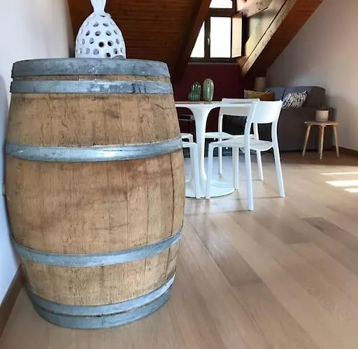 Monforte Charming 2-5room Flat In Center Trullovista Appartement