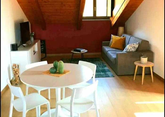 Monforte Charming 2-5room Flat In Center Trullovista Monforte dʼAlba