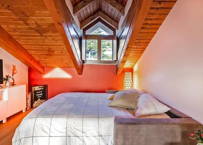 Monforte Charming 2-5room Flat In Center Trullovista Appartement