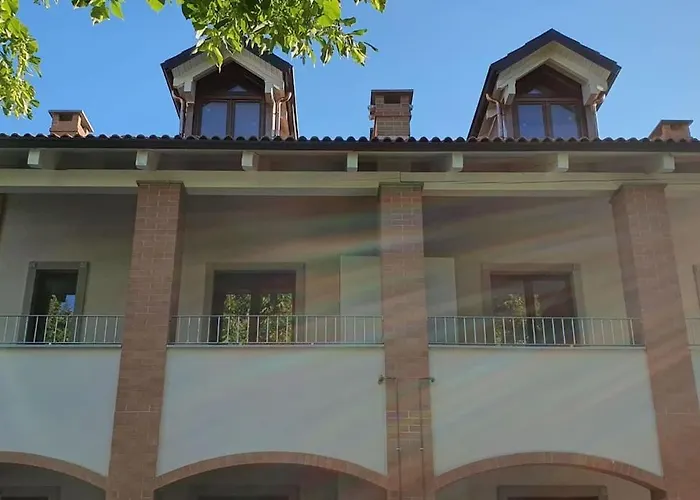 Monforte Charming 2-5room Flat In Center Trullovista Monforte dʼAlba
